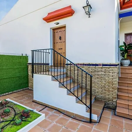 En Urbanizacion Residencial - Roble, 5 * Salteras