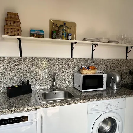 Apartment En Urbanizacion Residencial - Roble, 5 *