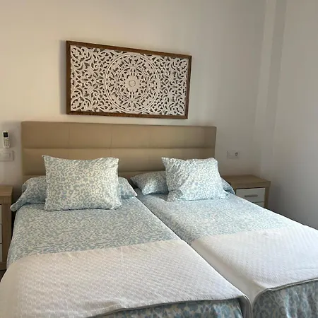En Urbanizacion Residencial - Roble, 5 *