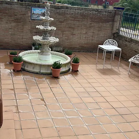 En Urbanizacion Residencial - Roble, 5 * Salteras