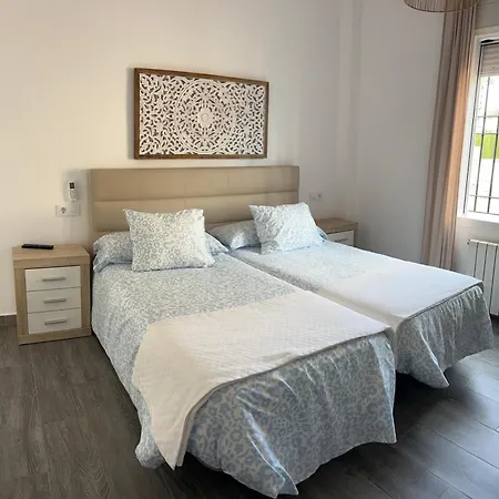 En Urbanizacion Residencial - Roble, 5 Apartment *