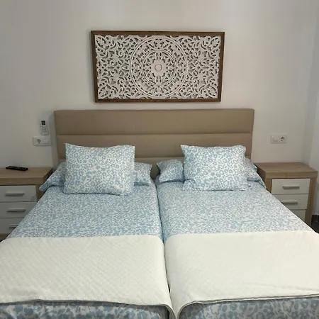 En Urbanizacion Residencial - Roble, 5 *