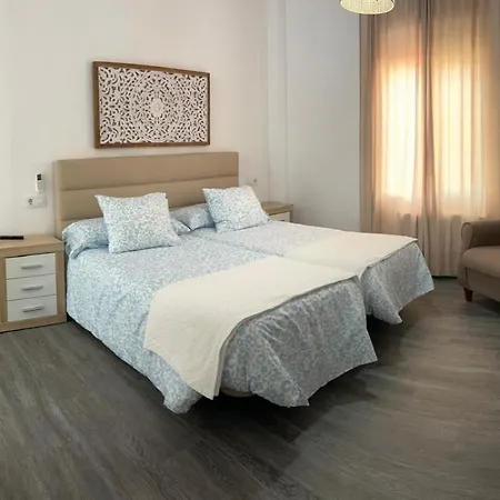En Urbanizacion Residencial - Roble, 5 Apartment