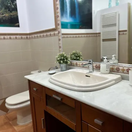 En Urbanizacion Residencial - Roble, 5 Apartment *