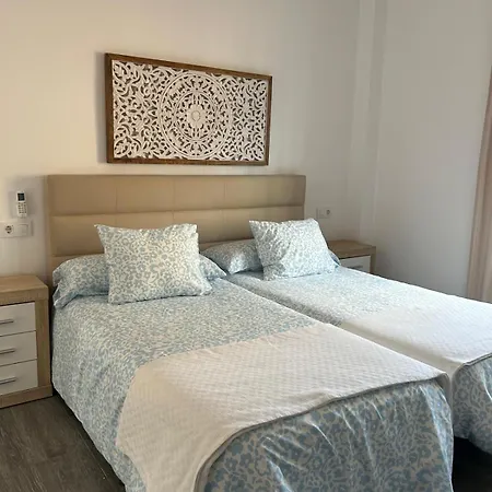 Apartment En Urbanizacion Residencial - Roble, 5 *